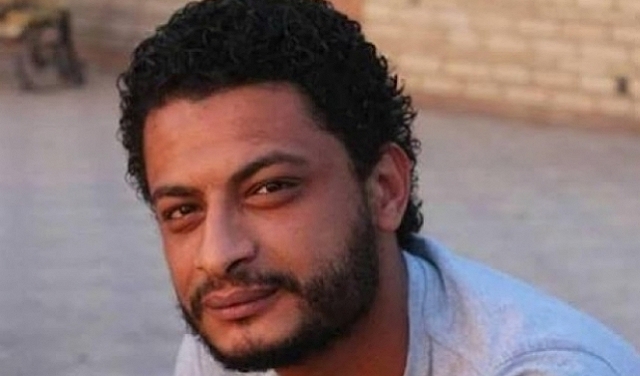 الشاعر المصري جلال البحيري يبدأ إضرابًا عن الطعام والشراب