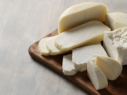 مقارنة الجبن الصلب واللين: أيهما أفضل للطبخ ولماذا؟