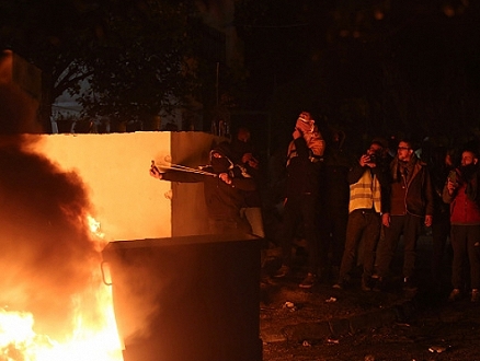 مواجهات واعتقالات بالضفة وعشرات الإصابات بهجوم للمستوطنين قرب نابلس