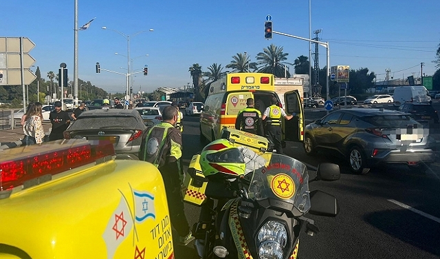 حيفا: إصابة حرجة لشاب دهسته حافلة