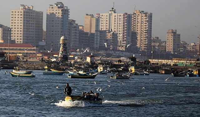 إصابة صياد برصاص زوارق الاحتلال ببحر غزة