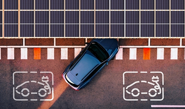ثورة النقل القادمة: سيّارات كهربائيّة ذاتيّة القيادة تغزو الشوارع