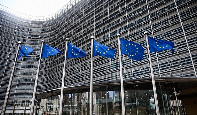 البرلمان الأوروبي يعطي الموافقة الأولى لمشروع قانون 