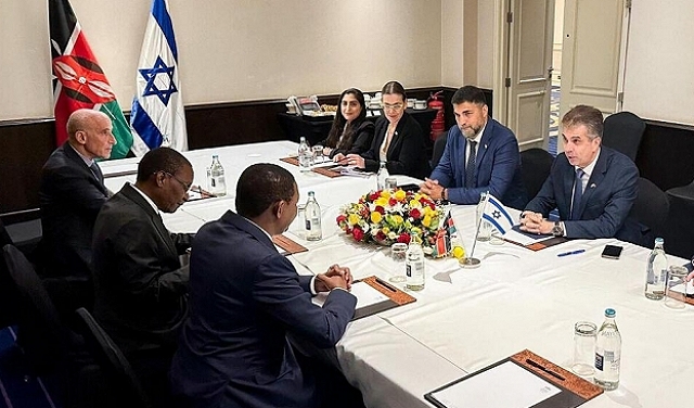 كوهين يلتقي بكينيا مع زعيم دولة إسلامية لا تقيم علاقات مع إسرائيل