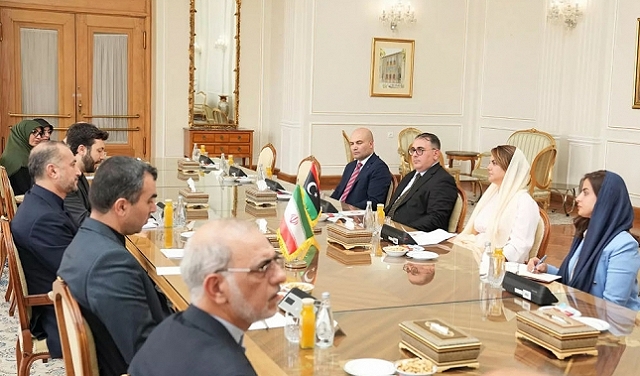 بحث التعاون الثنائيّ بين إيران وليبيا خلال لقاء بين عبد اللهيان والمنقوش