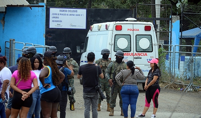 مقتل 31 سجينا بمواجهات داخل سجن بالإكوادور