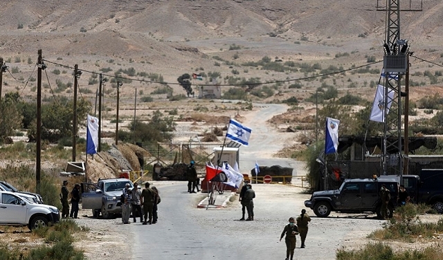 بزعم منع تهريب سلاح للضفة: إسرائيل تعتزم إقامة سياج فاصل على الحدود مع الأردن