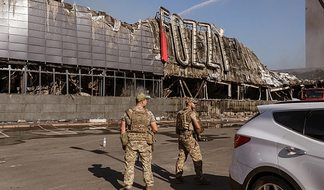 ضربات روسية على مدينتين أوكرانيتين قرب حدود بولندا