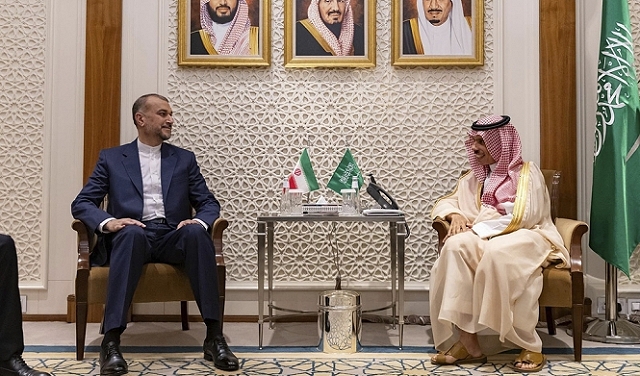 وزير خارجية إيران بعد محادثات في السعودية: العلاقات على المسار الصحيح