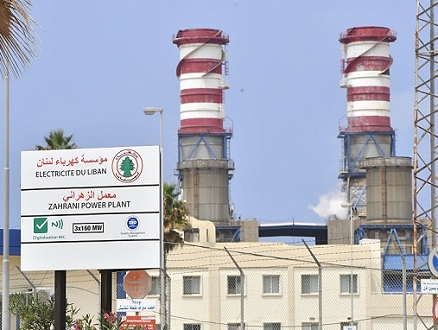 بعد انقطاع أكثر من 24 ساعة: الكهرباء تعود إلى لبنان