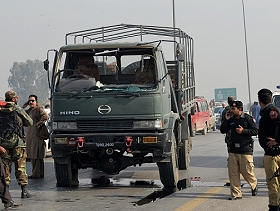 11 قتيلا بهجوم بعبوة ناسفة في باكستان