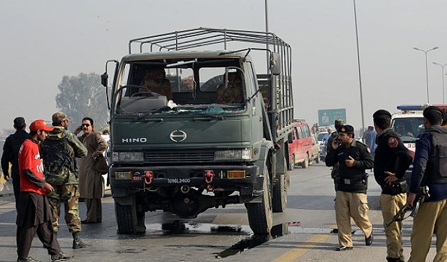 11 قتيلا بهجوم بعبوة ناسفة في باكستان