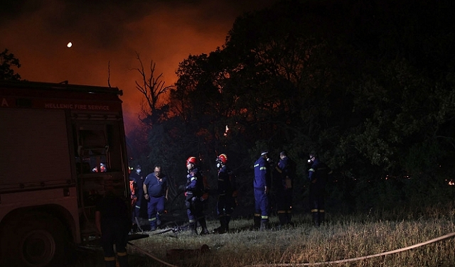 اليونان: الحرائق تتمدّد ومئات رجال الإطفاء من أجل مكافحتها