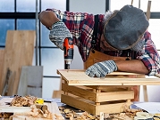 استكشاف النجارة: الأدوات والتقنيات الأساسية لصياغة إبداعات خشبية