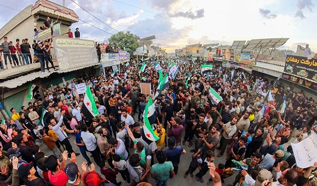 الحراك الاحتجاجي في سورية: هل بدأ يتشكل إجماع وطني على ضرورة التغيير؟