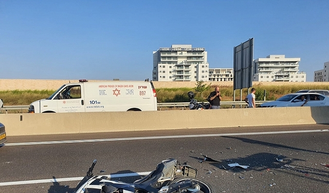 إصابتان إحداهما خطيرة في حادث طرق جنوبي حيفا