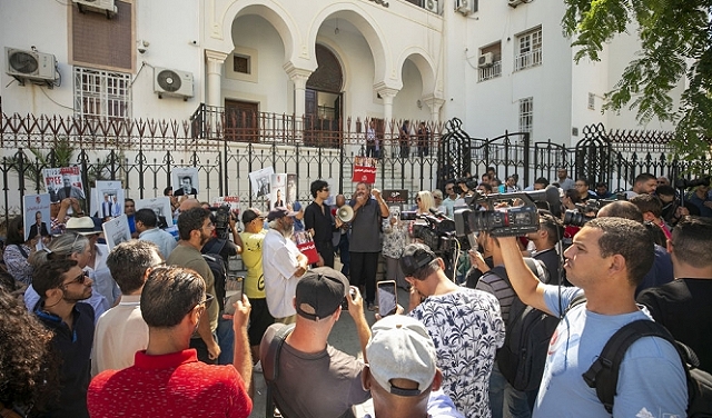 تونس: نقابة الصحافيين تندد بـ