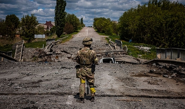 الجيش الروسي ينفي خروجه من أندرييفكا الأوكرانية على الجبهة الشرقية