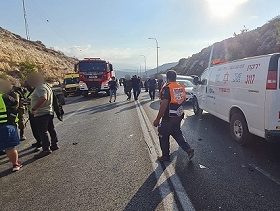 4 إصابات بينها خطيرة في حادث طرق قرب القدس