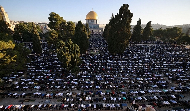 التجمّع يدين اقتحامات المسجد الأقصى ويدعو لشدّ الرحال إلى القدس