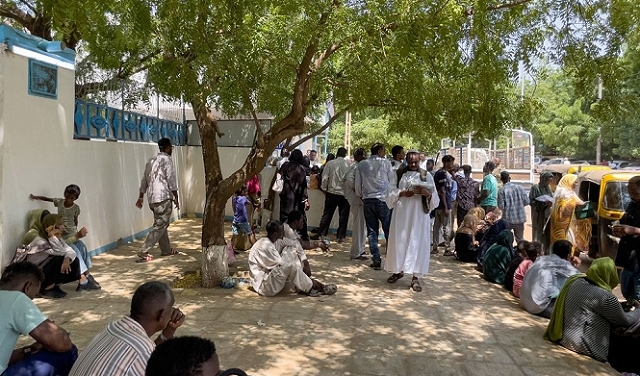 المعارك في السودان: فرار أكثر من 15 ألف شخص من بلدة.. 