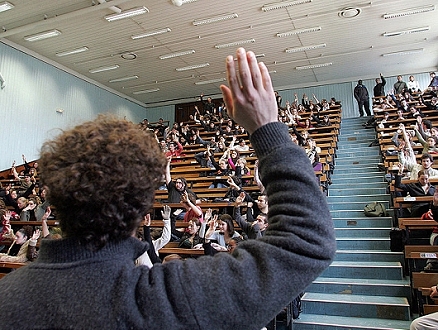 بسبب تجارة المخدّرات: إغلاق كليّة جامعيّة في مرسيليا الفرنسيّة