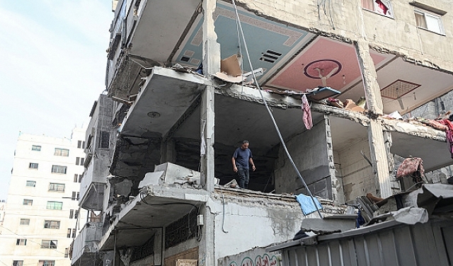 استشهاد عدد من أبنائهم: الاحتلال يدمر منازل قيادات حماس في غزة
