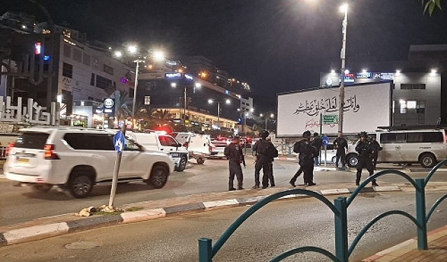 الشرطة تعترض مسيرة سيارات إسنادا لغزة في أم الفحم وتعتقل 4 شبان