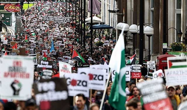 300 ألف متظاهر في لندن: احتجاجات حاشدة في دول أوروبية وعربية ضد العدوان على غزة