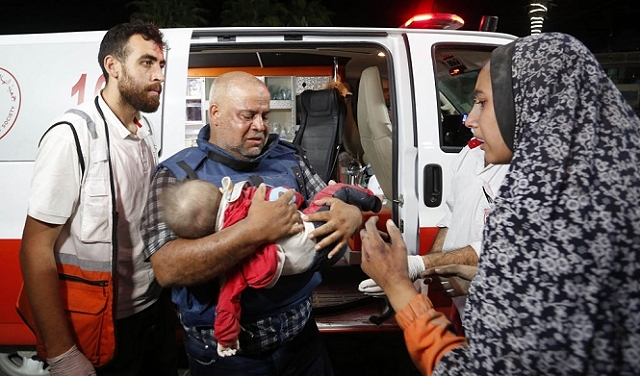 العدوان على غزة: استشهاد أفراد من عائلة مراسل 