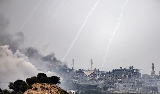 الطائرات الإسرائيليّة تدمّر مسجد 