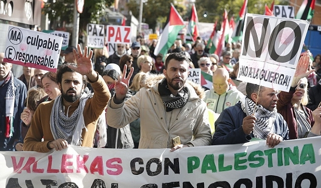 تضامنًا مع غزّة: مئات الآلاف يتظاهرون في مدن مختلفة حول العالم