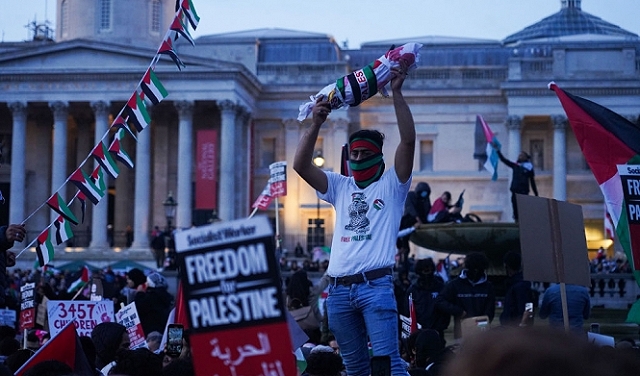 الحكومة البريطانية تضغط على الشرطة لمنع مسيرة رافضة للحرب الإسرائيلية على غزة