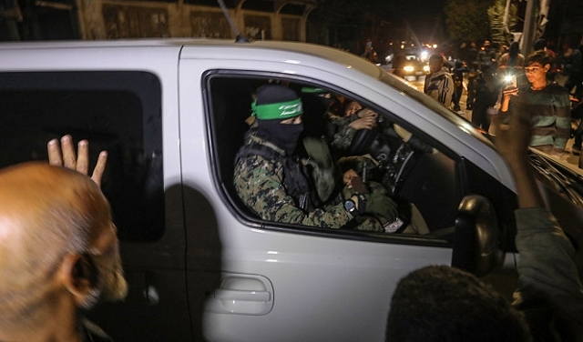 تقرير: قائمة حماس للدفعة الثامنة تشمل 3 جثامين... إسرائيل تستعد لاستئناف القتال