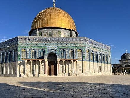للجمعة التاسعة: قيود إسرائيليّة تمنع صلاة عشرات الآلاف في المسجد الأقصى