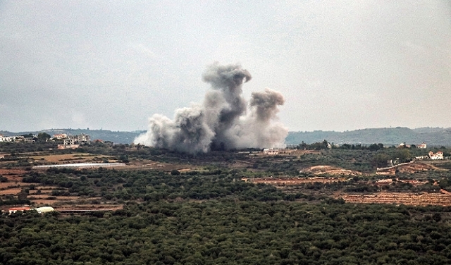 حزب الله يستهدف مواقع إسرائيلية وغارة للاحتلال تدمر حيا بأكمله جنوبي لبنان