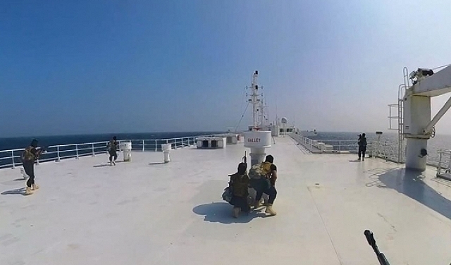 الحوثيون: منعنا مرور سفن نحو إسرائيل واستهدفنا سفينة حاويات بطائرة مسيّرة