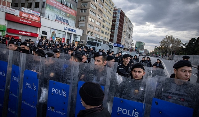 توقيف أكثر من 300 شخص في تركيا بمداهمات متزامنة في 32 مدينة يشتبه بصلتهم بتنظيم داعش