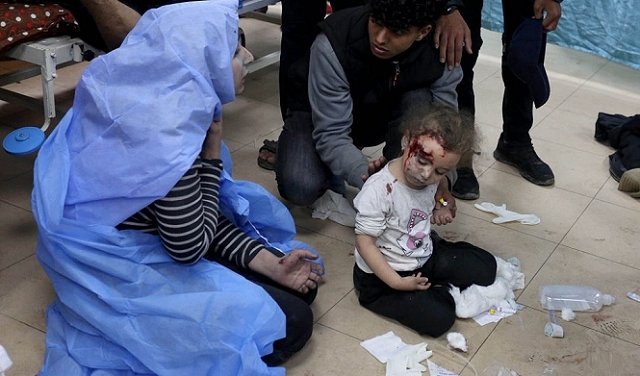 الإعلامي الحكومي بغزة يدعو لعلاج 6 آلاف جريح في الخارج
