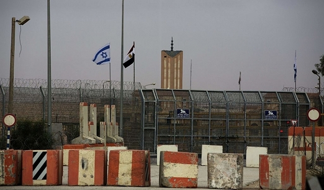 الجيش الإسرائيلي يعلن إطلاق النار على مسلحين عند الحدود مع مصر