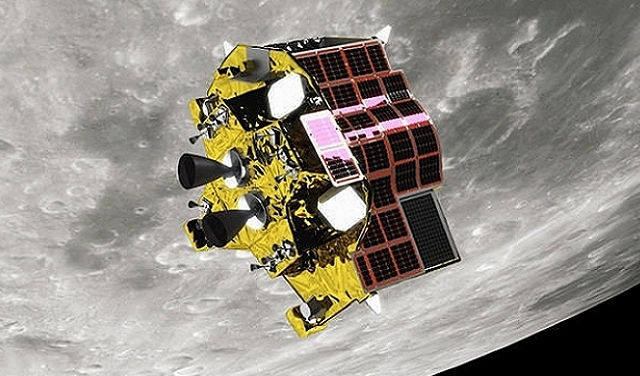 مسبار الفضاء الياباني ينجح في الهبوط على القمر
