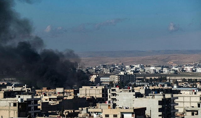 المرصد السوري: 5 قتلى وجرحى بغارة جوية قرب البوكمال