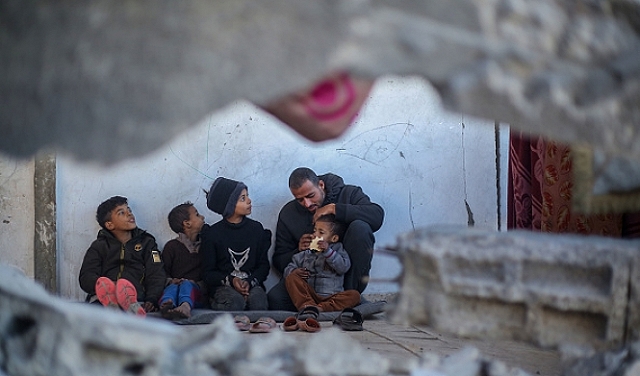 الحرب على غزة: معارك واشتباكات وحصيلة الشهداء ترتفع إلى 27019