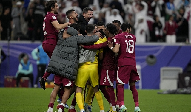 كأس آسيا: قطر تحجز بطاقتها إلى نصف النهائي على حساب أوزبكستان