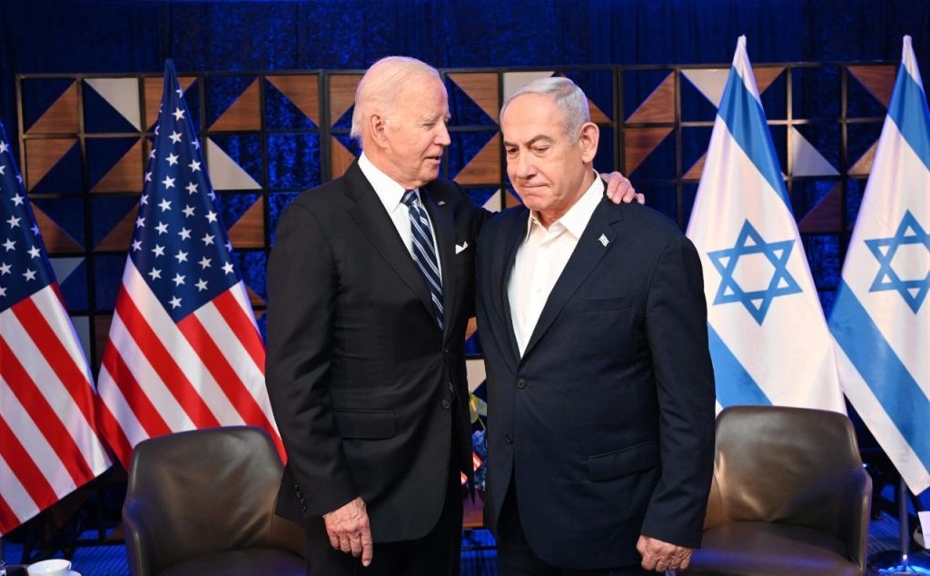 كيف أصبح جو بايدن أكبر داعم أميركيّ لسياسات الحرب الإسرائيليّة؟