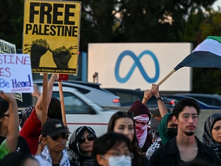"ميتا" تعمل على حظر انتقاد الصهيونية
