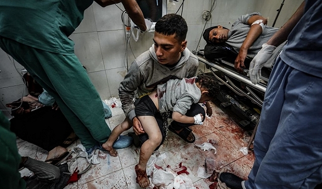 شهيد وجرحى باقتحام مستشفى ناصر؛ الاحتلال: لا معلومات عن  وجود جثث رهائن بداخله
