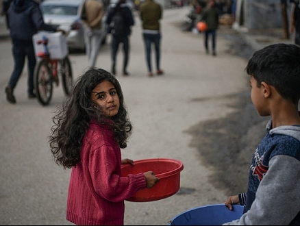 يونيسف: رضيع من كلّ 6 في شماليّ غزّة يواجه "سوء تغذية حادّ"