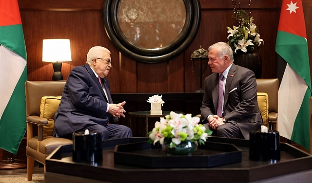 خلال لقائه الرئيس الفلسطينيّ بعمّان: الملك عبد الله يحذّر من توسّع الصراع إذا استمرت الحرب برمضان