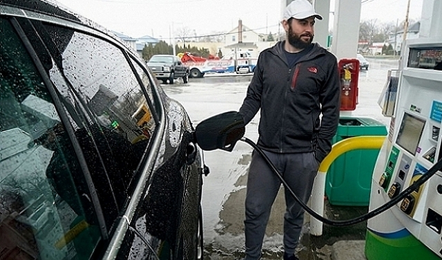 ارتفاع سعر البنزين بـ13 أغورة مطلع آذار